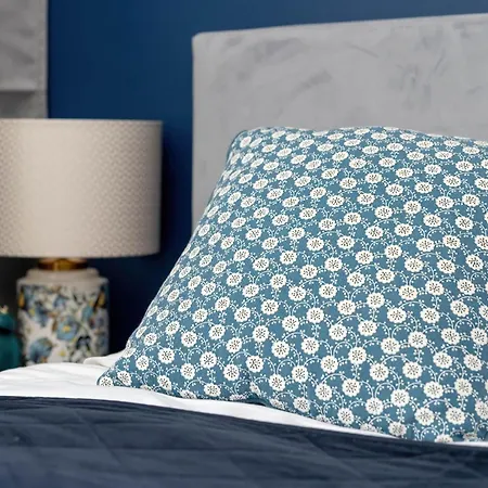 شقة Stylowy Z Parkingiem I Biurkiem W Gdansku By Renters