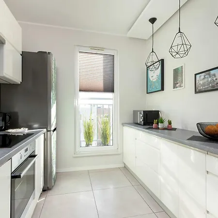 Stylowy Z Parkingiem I Biurkiem W Gdansku By Renters 그단스크