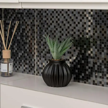 아파트 Stylowy Z Parkingiem I Biurkiem W Gdansku By Renters 그단스크