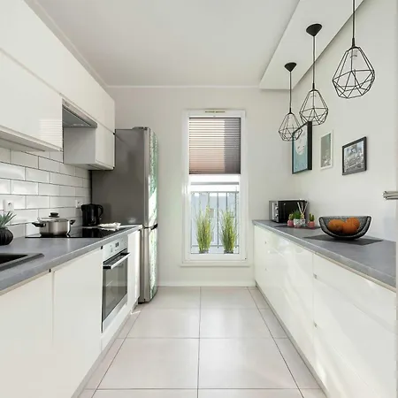 Appartement Stylowy Z Parkingiem I Biurkiem W Gdansku By Renters *